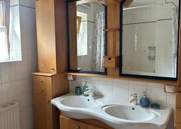 Ruhige & Sonnige * Lengfelden